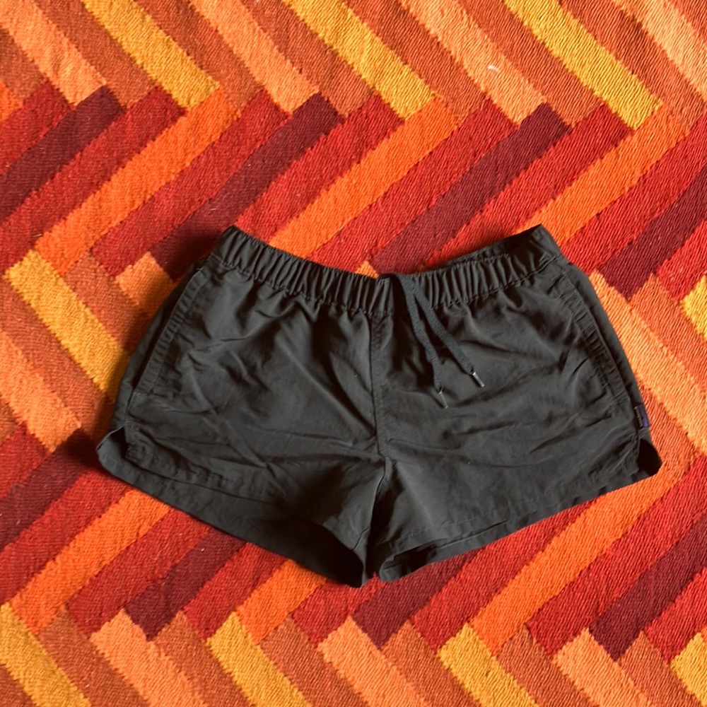 Patagonia barely baggies 2.5” inseam size S